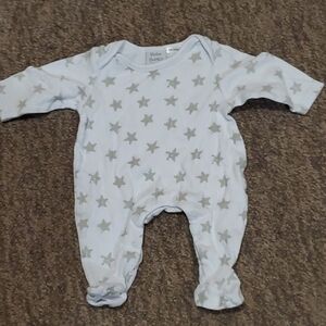 Bebe bonitp one piece with feet size 3 to 6 month's